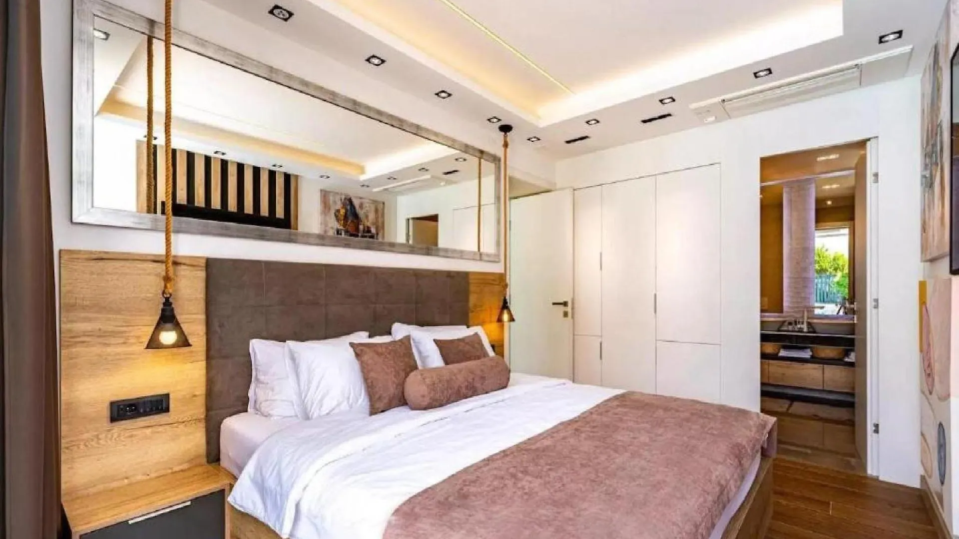 Villa Omega - Four Bedroom Villa With Swimming Pool Rab Town