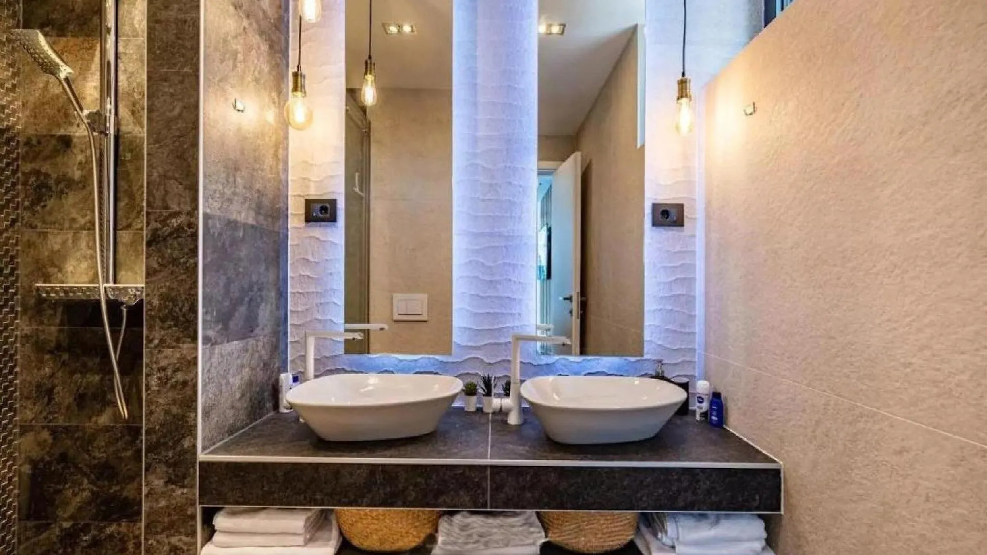 Villa Omega - Four Bedroom Villa With Swimming Pool Rab Town 0*,  Croatia