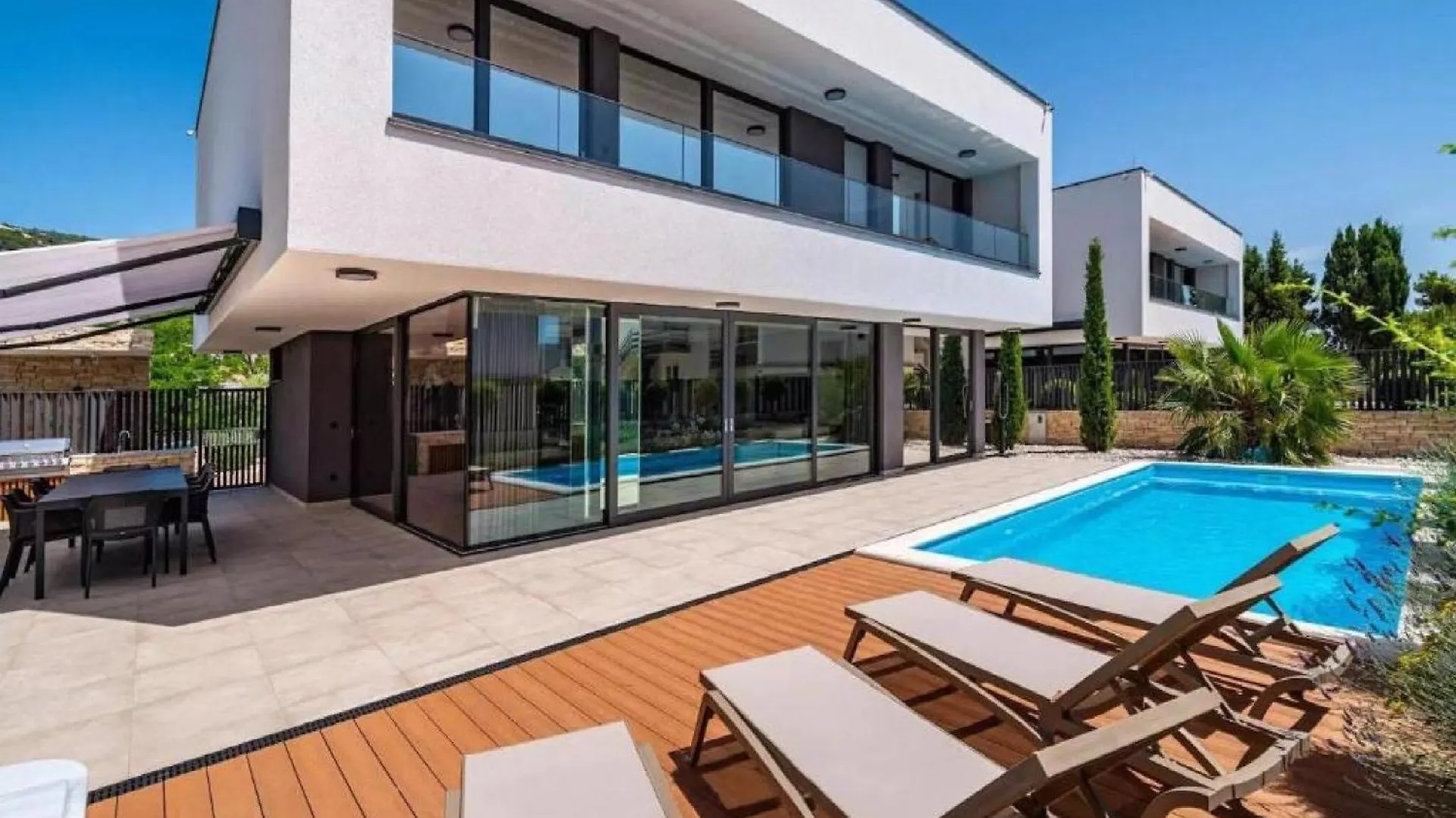 Villa Omega - Four Bedroom Villa With Swimming Pool Rab Town 0*,
