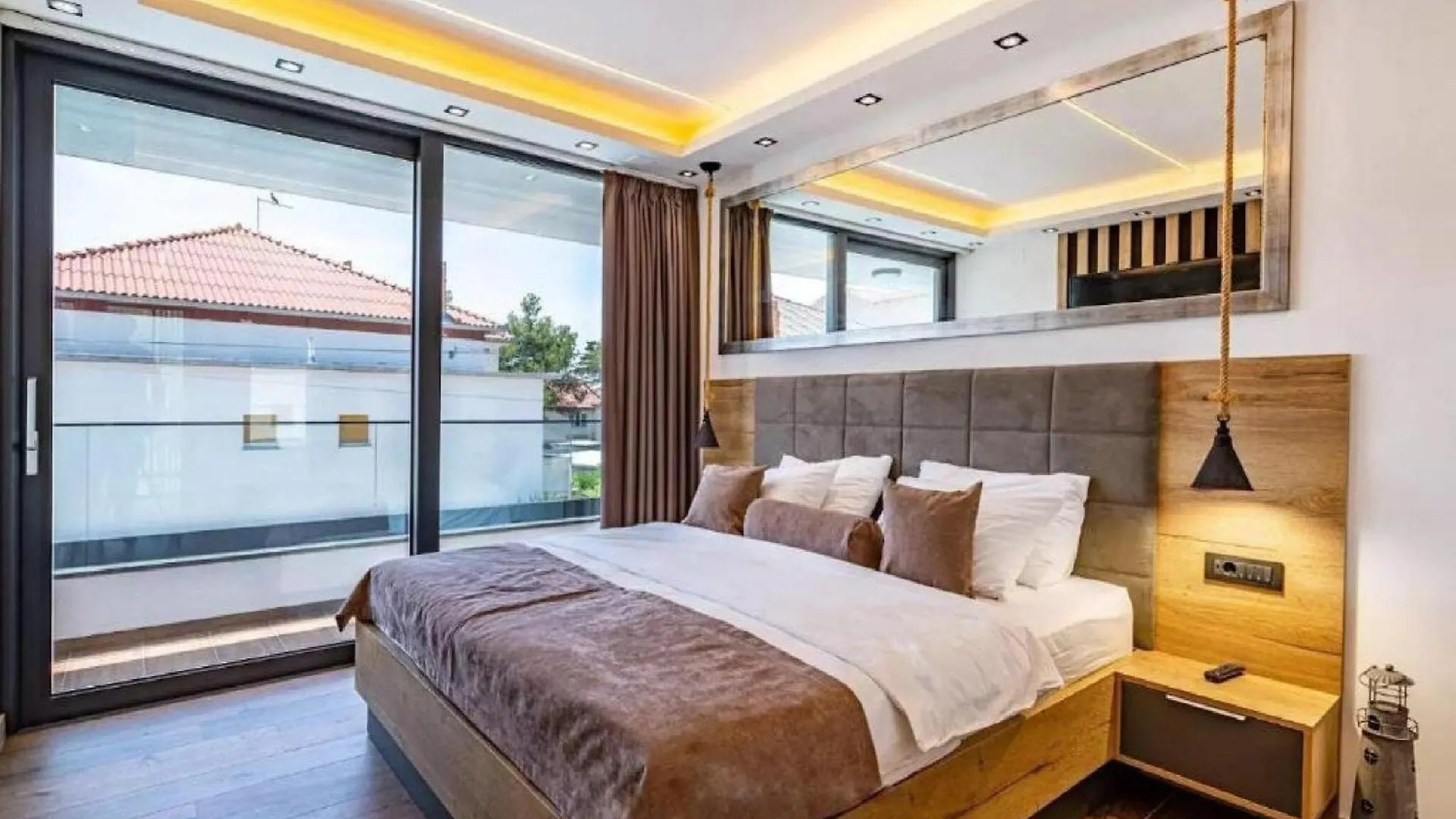Villa Omega - Four Bedroom Villa With Swimming Pool Rab Town