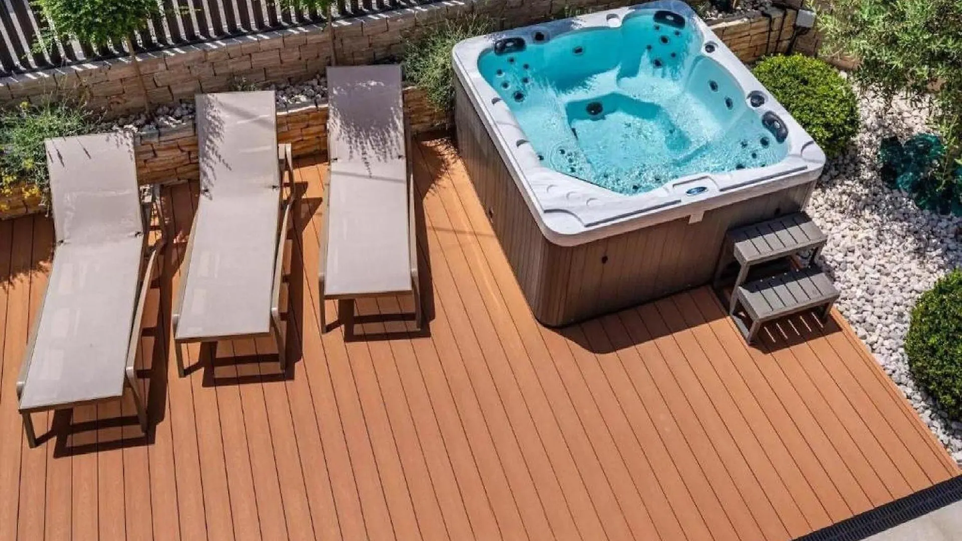 Villa Omega - Four Bedroom Villa With Swimming Pool Rab Town