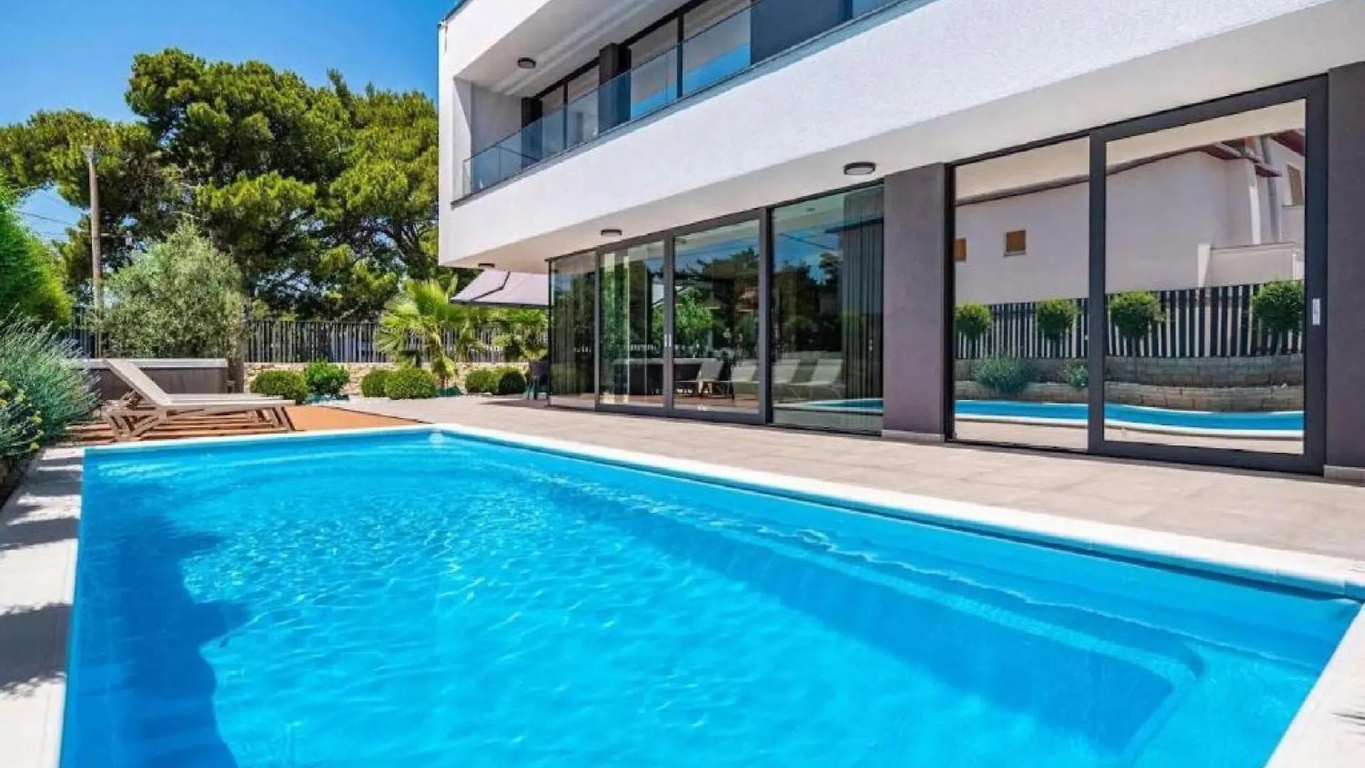 Villa Omega - Four Bedroom Villa With Swimming Pool Rab Town 0*,  Croatia