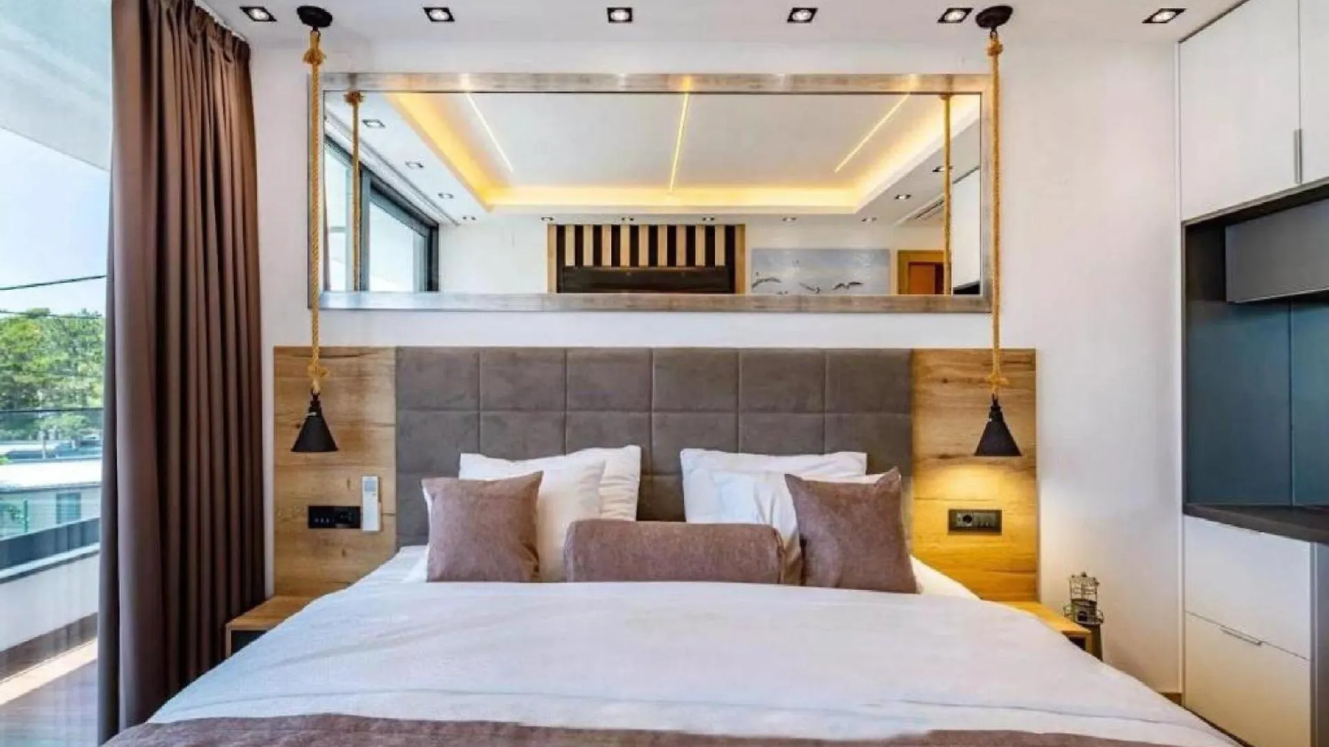 Villa Omega - Four Bedroom Villa With Swimming Pool Rab Town 0*,  Chorvatsko