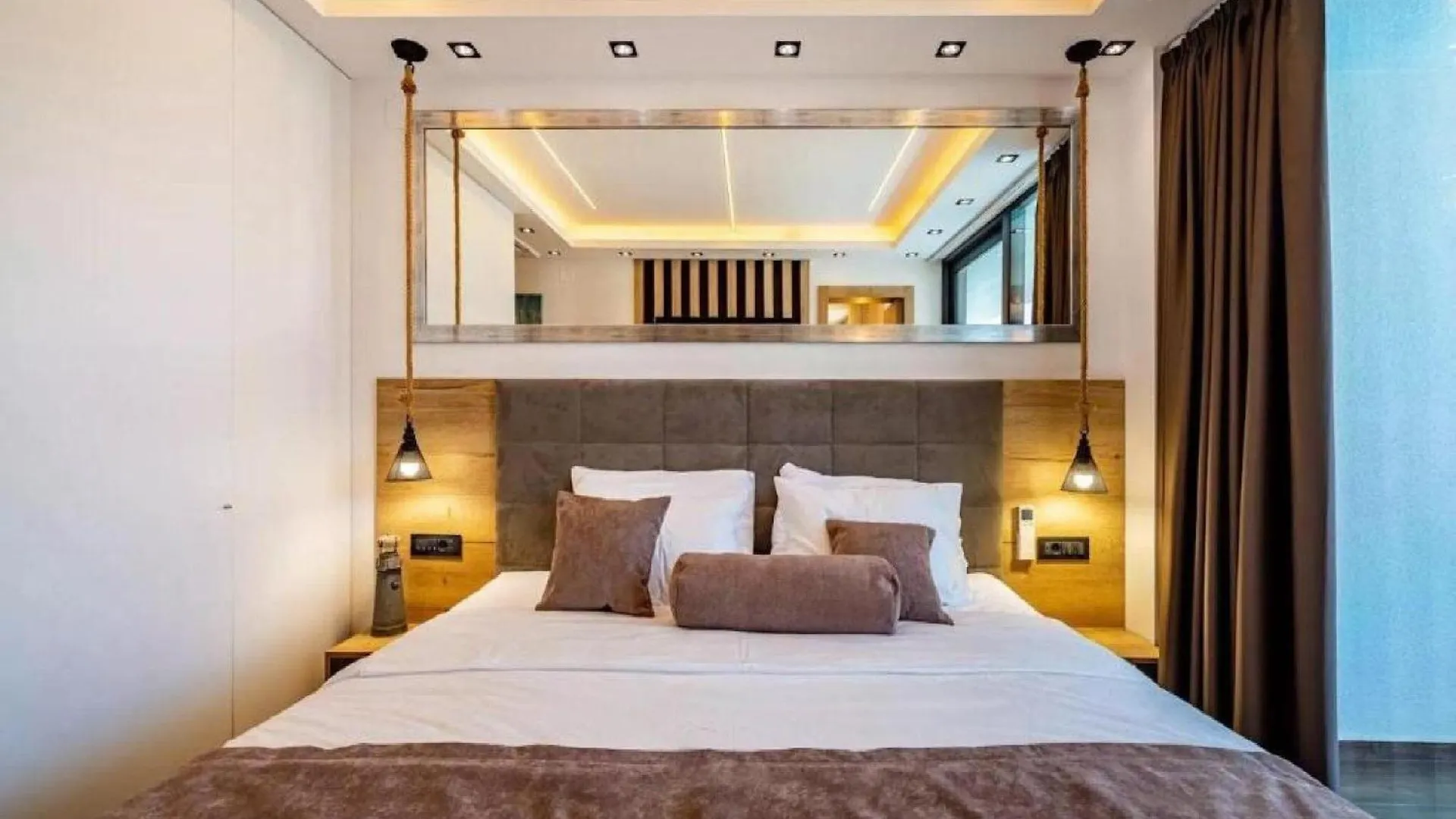 Villa Omega - Four Bedroom Villa With Swimming Pool Rab Town