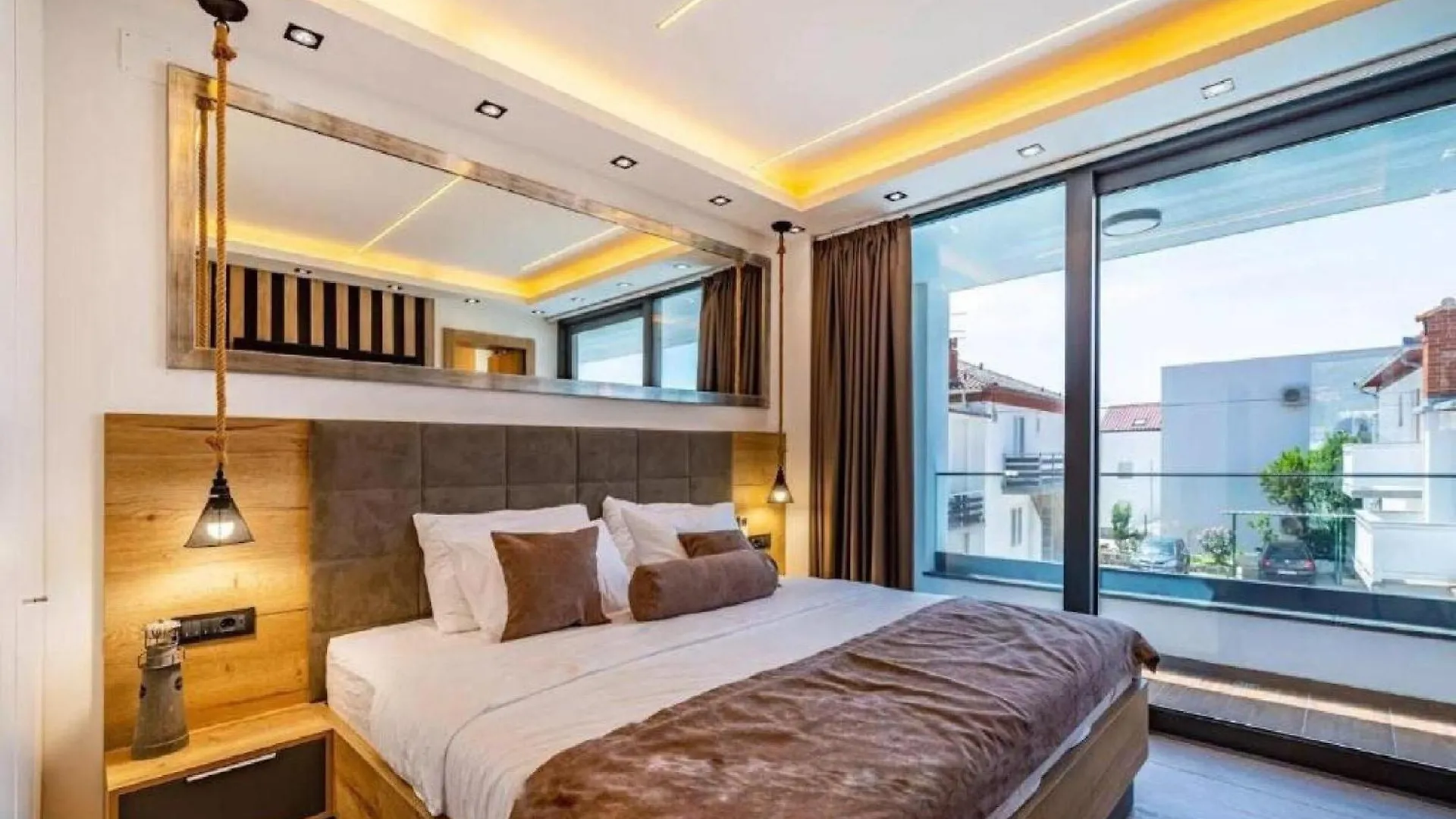 Villa Omega - Four Bedroom Villa With Swimming Pool Rab Town